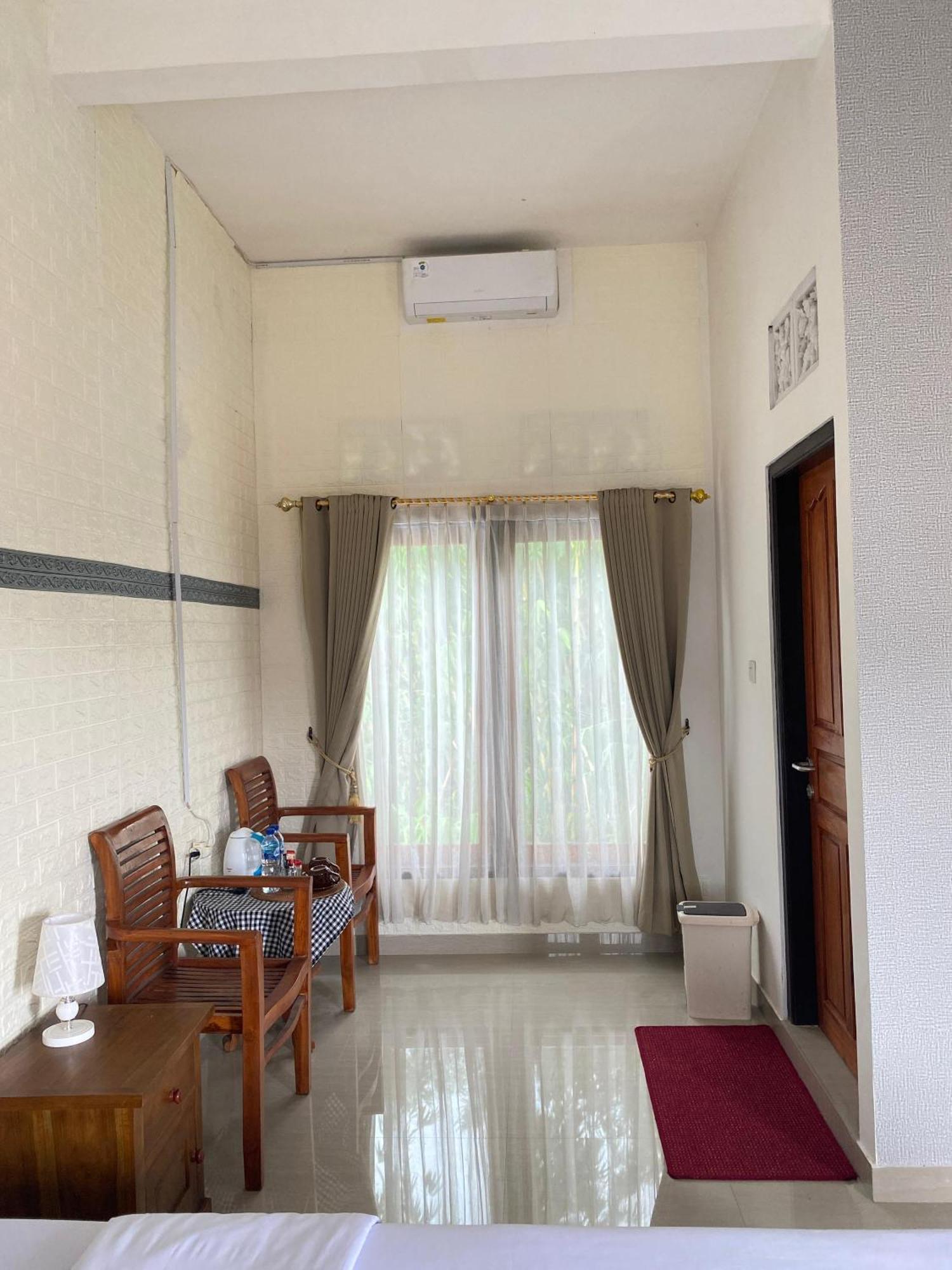 Sri Sedana Guest House Sidemen  Kültér fotó