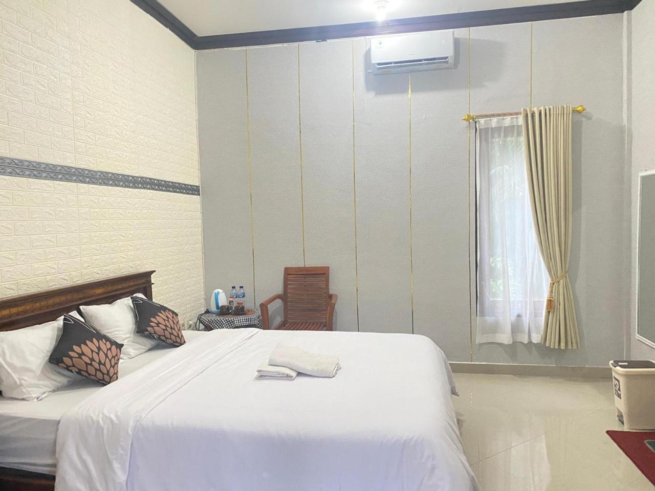 Sri Sedana Guest House Sidemen  Kültér fotó