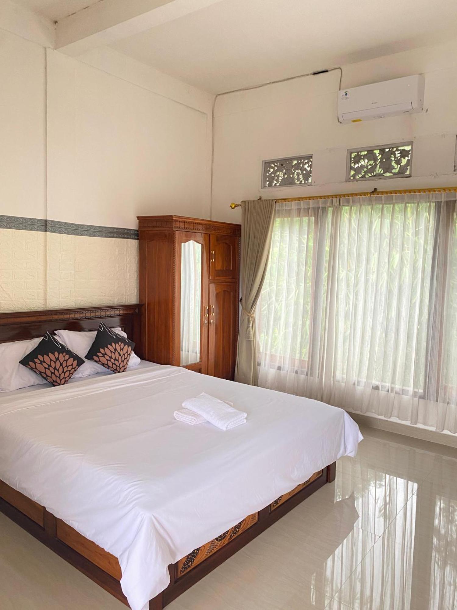 Sri Sedana Guest House Sidemen  Kültér fotó