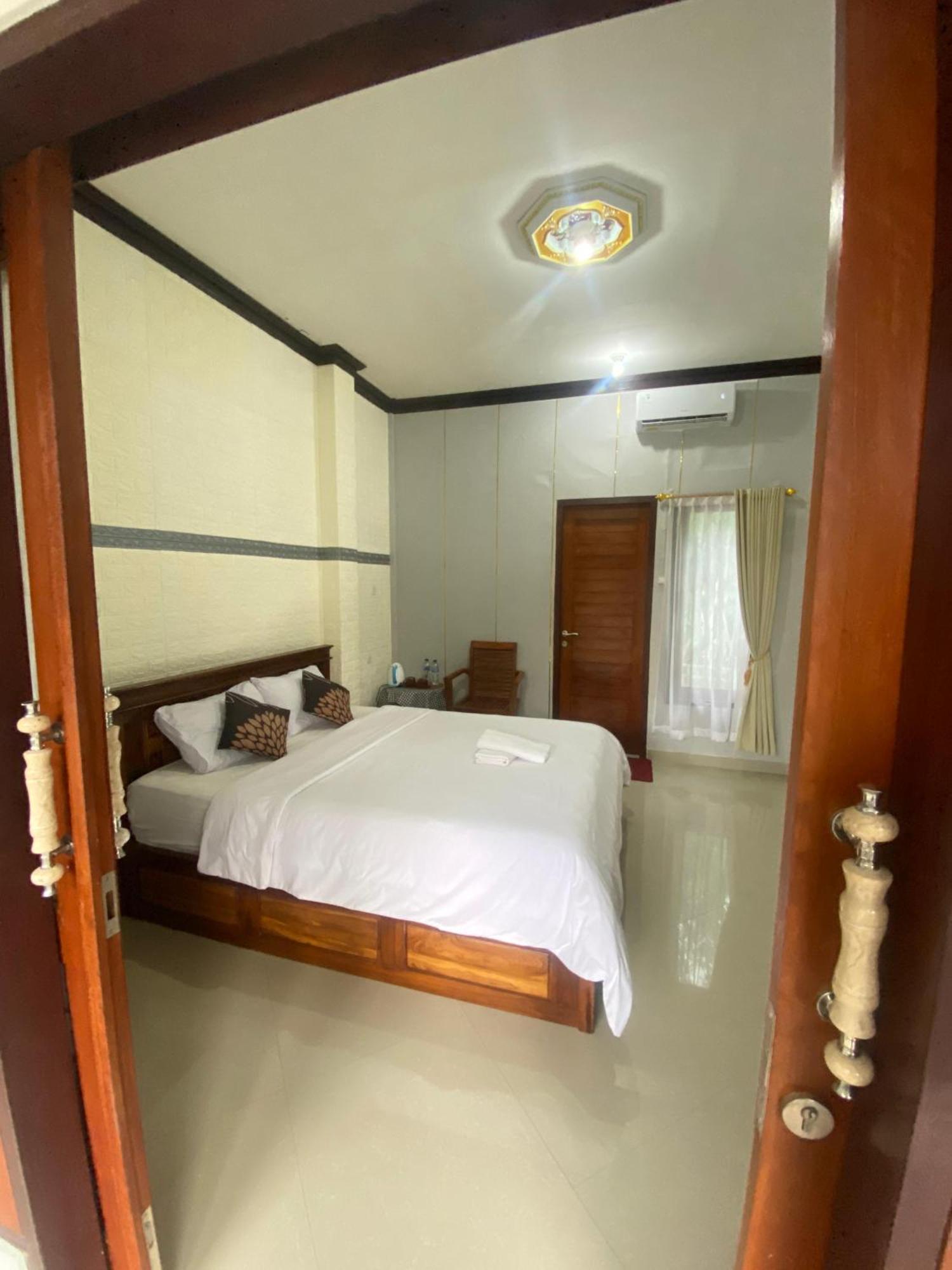 Sri Sedana Guest House Sidemen  Kültér fotó