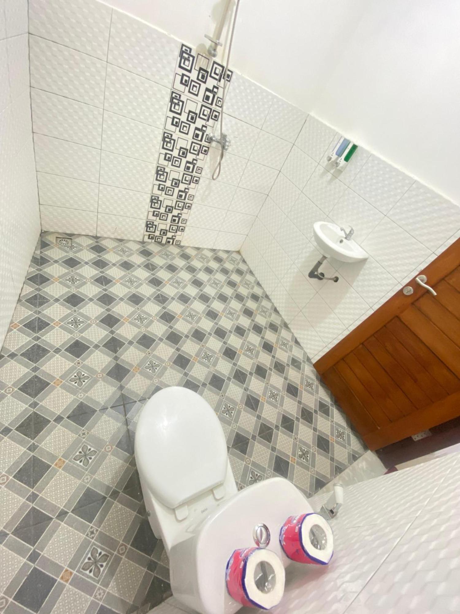 Sri Sedana Guest House Sidemen  Kültér fotó